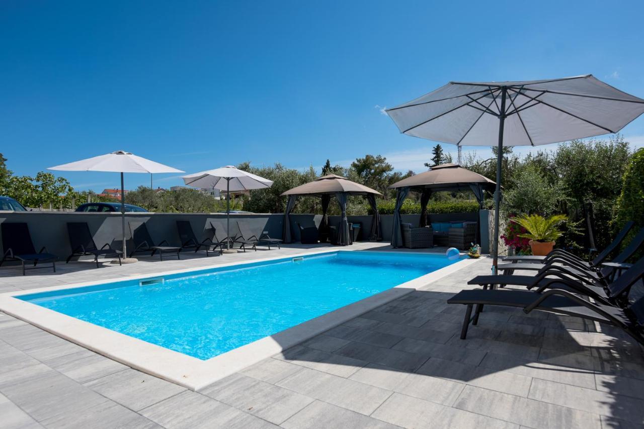 Natura With Private Pool Appartement Zadar